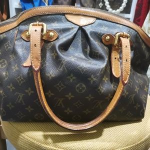 (sold)100% Authentic LV Tivoli Size GM.